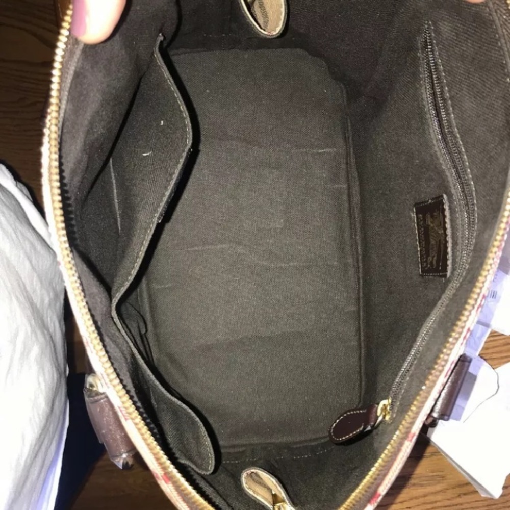 Used Burberry handbag authentic - Picture 5 of 8